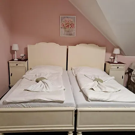 Kamenny Vrch Hotel Chomutov