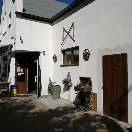 Kamenny Vrch Hotel *