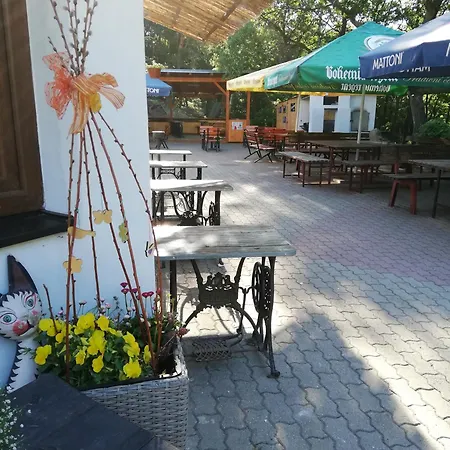 Отель Kamenny Vrch Хомутов